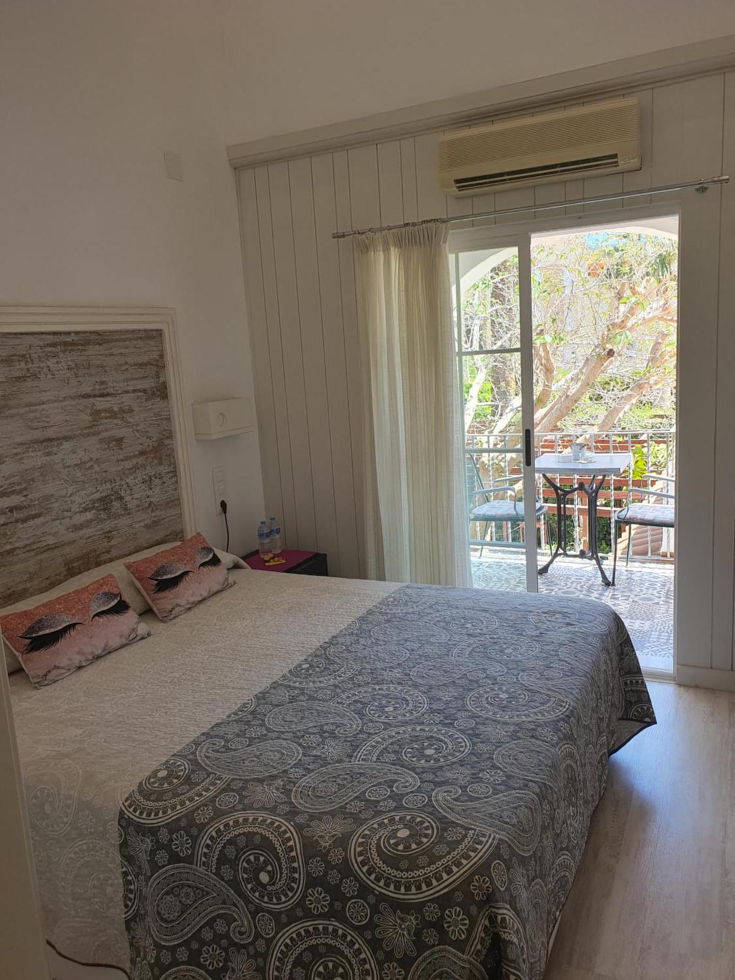 Hostal Mi Campana Denia Ngoại thất bức ảnh