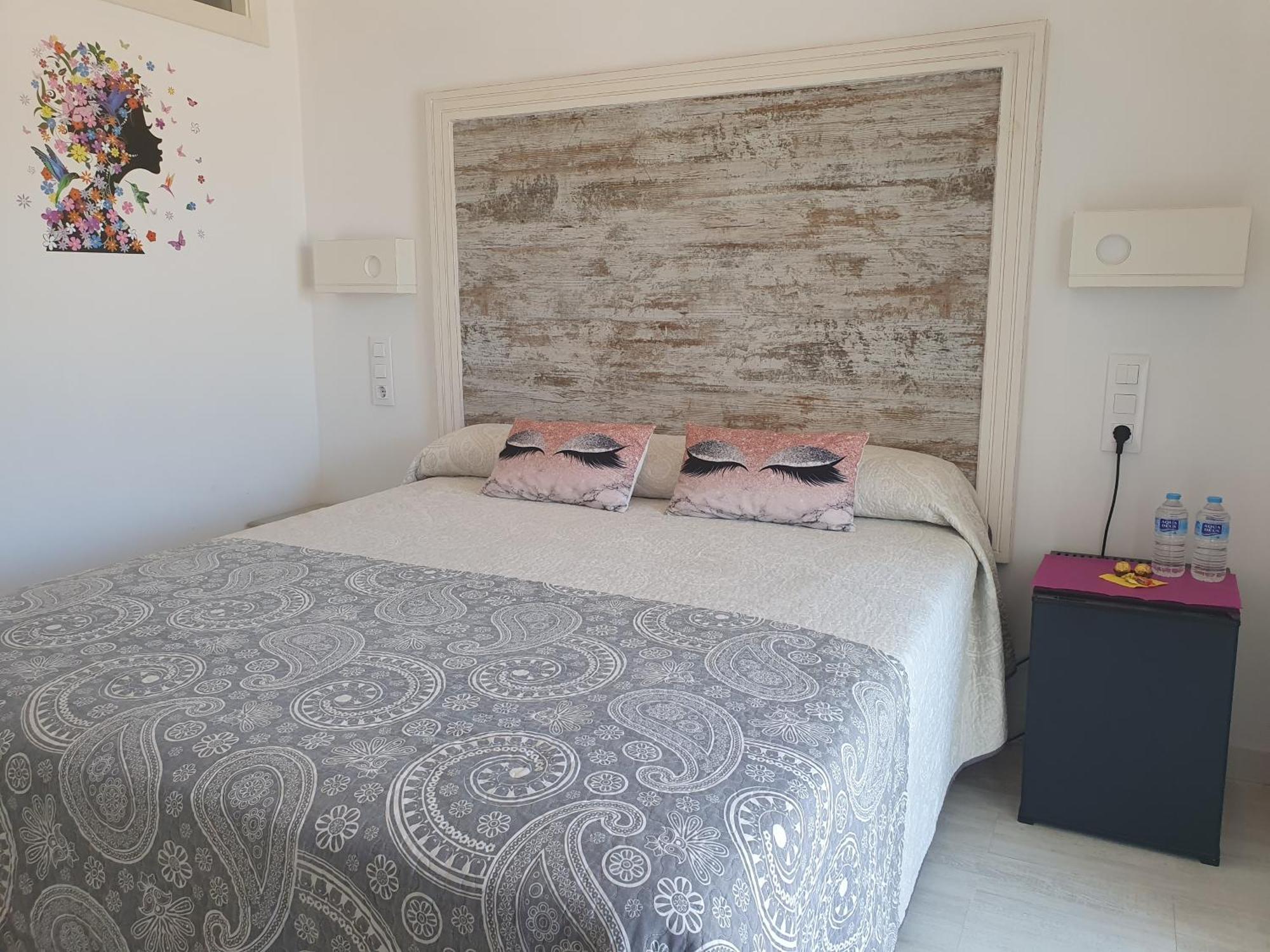 Hostal Mi Campana Denia Ngoại thất bức ảnh