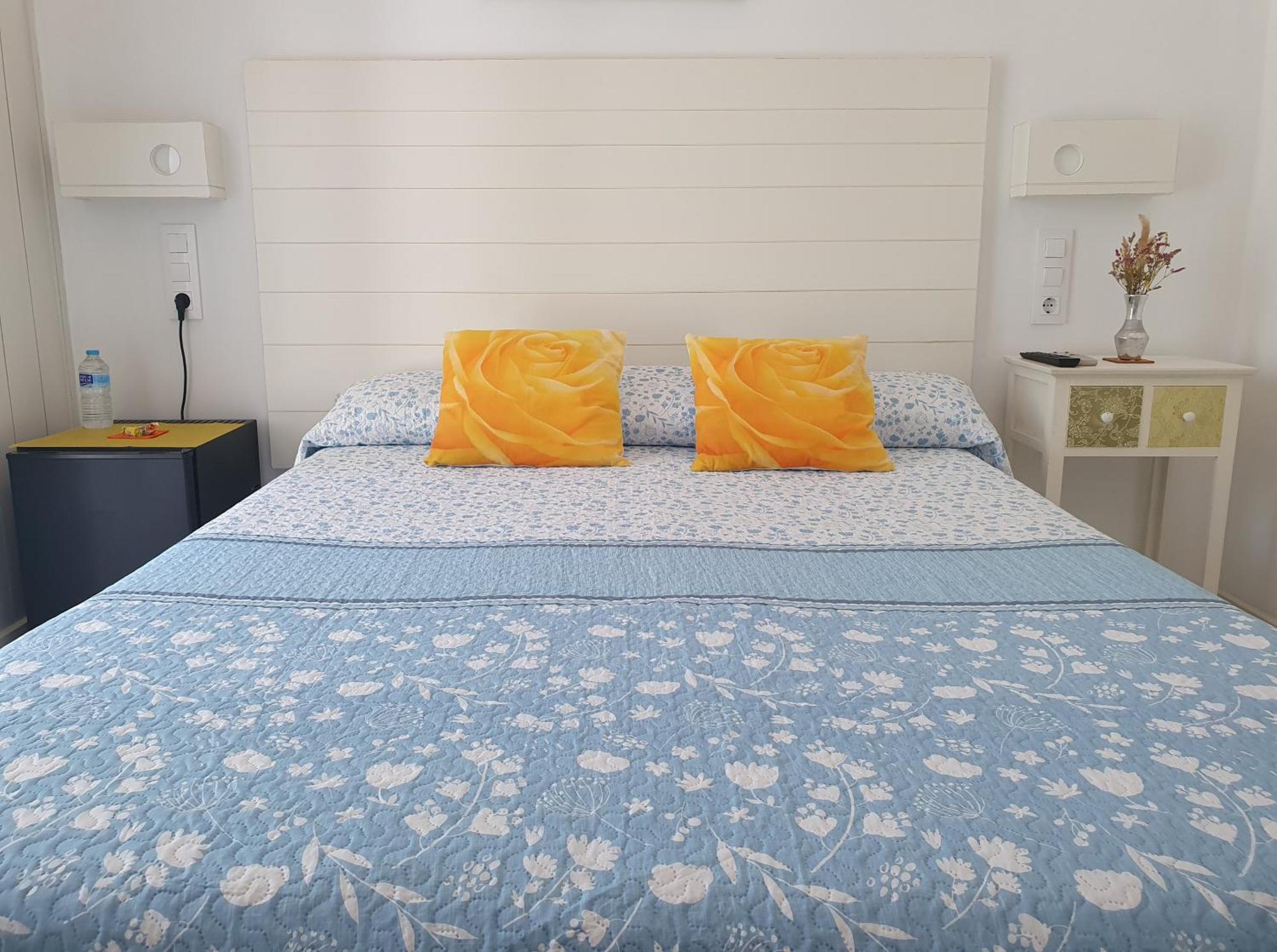 Hostal Mi Campana Denia Ngoại thất bức ảnh