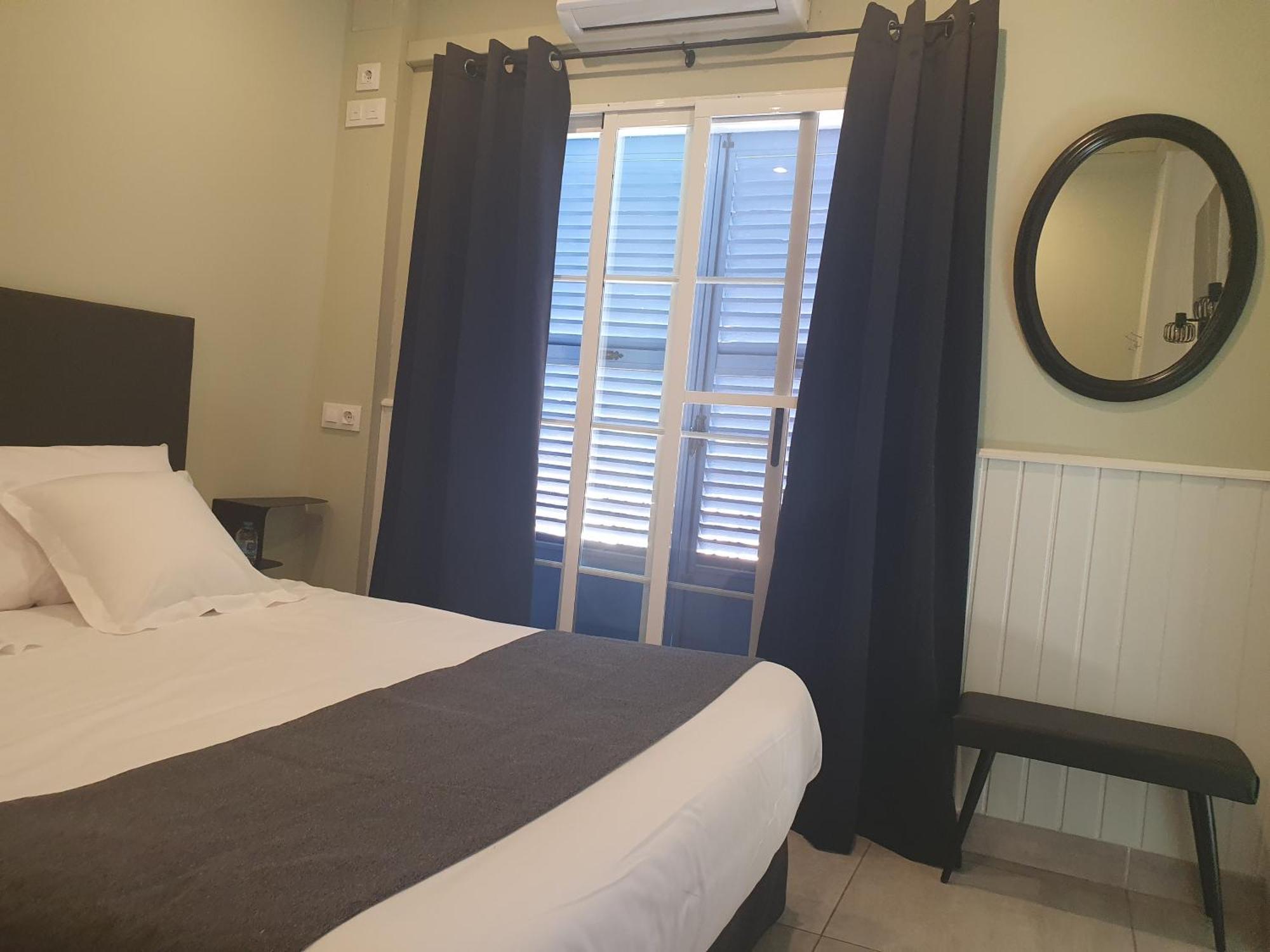 Hostal Mi Campana Denia Ngoại thất bức ảnh